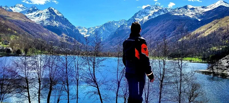"Jorge Álvarez en una de sus rutas por los Pirineos, siempre buscando nuevas experiencias y paisajes inolvidables."